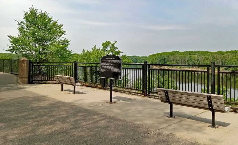 Confluence of the Rivers Marker on the Big Rivers Regional Trail image. Click for full size.