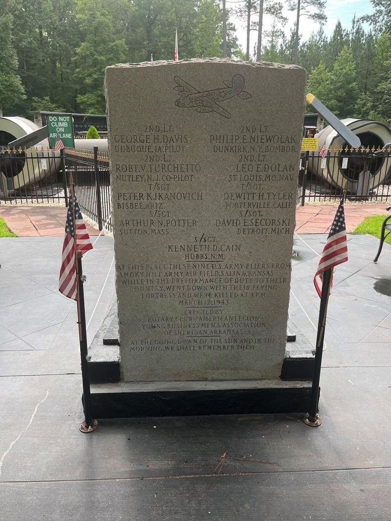 American Legion B-17 Veterans Memorial image. Click for full size.