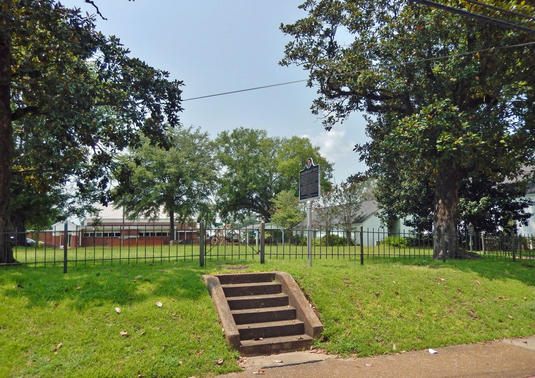 Former Houston-Bailey House Site. Click for full size. Former Houston-Bailey House Site image. Click for full size.