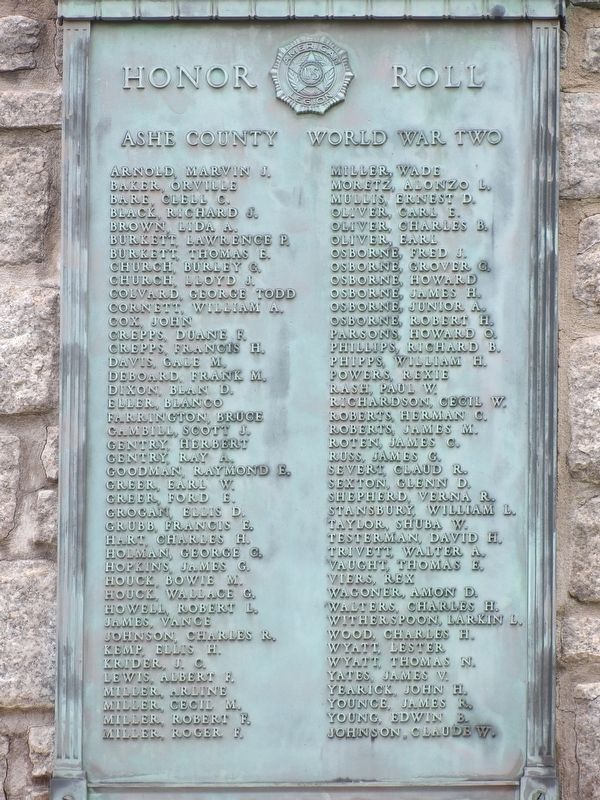 Old Ashe County War Memorial (World War II) image. Click for full size.