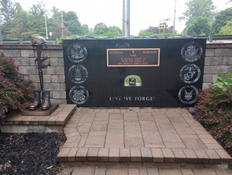 Veterans Memorial Park Marker. Click for full size. Veterans Memorial Park Marker image. Click for full size.