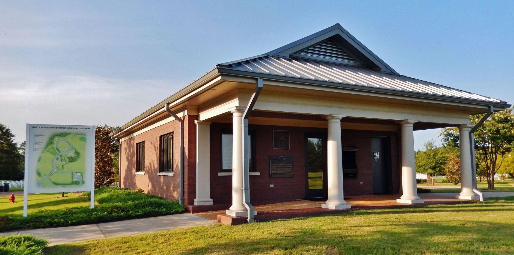 North Mississippi Veterans Memorial Cemetery Visitor Center image. Click for full size.