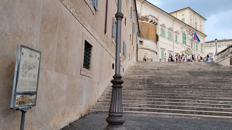 The District II Trevi Marker along the wall of the palace image. Click for full size.