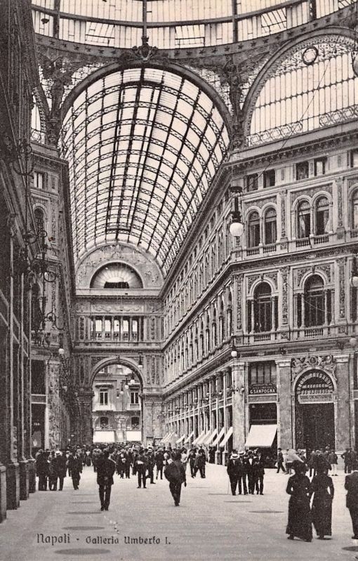 Galleria Umberto I. Click for full size. Galleria Umberto I image. Click for full size.