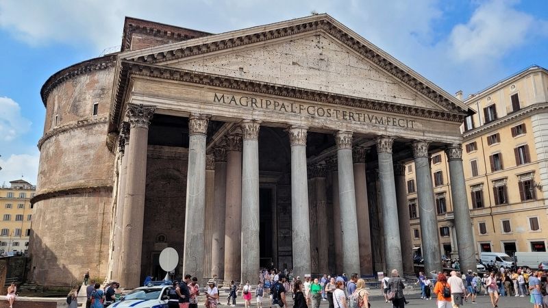 The view of the Pantheon image. Click for full size.
