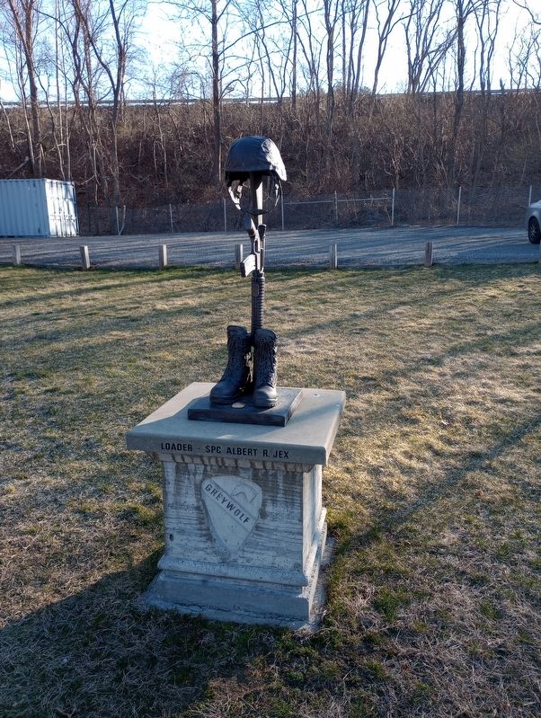 Greywolf Veterans Memorial image. Click for full size.