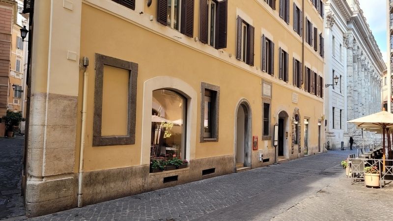 The view of the Albergo Cesari Hotel and Marker from the street image. Click for full size.