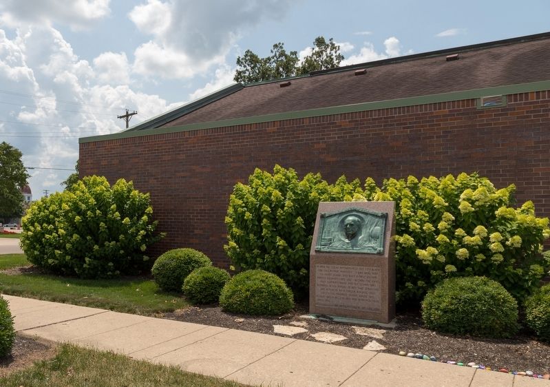 William Norton Edwards Monument, Troy, Ohio image. Click for full size.