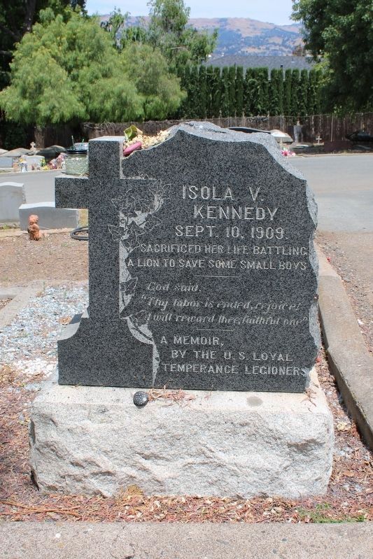 Isola Kennedy Headstone image. Click for full size.