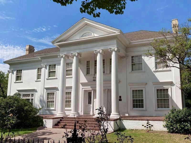 Stearns Residence image. Click for full size.
