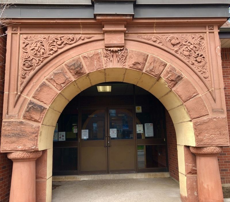 Preserved entrance from the original Strathcona School image. Click for full size.