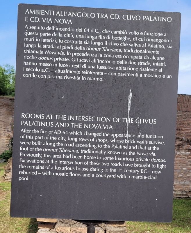 Ambienti all'angolo tra / Rooms at the Intersection Marker. Click for full size. Ambienti all'angolo tra / Rooms at the Intersection Marker image. Click for full size.