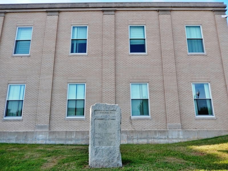 A Memorial to the War that United the North and the South Marker image. Click for full size.