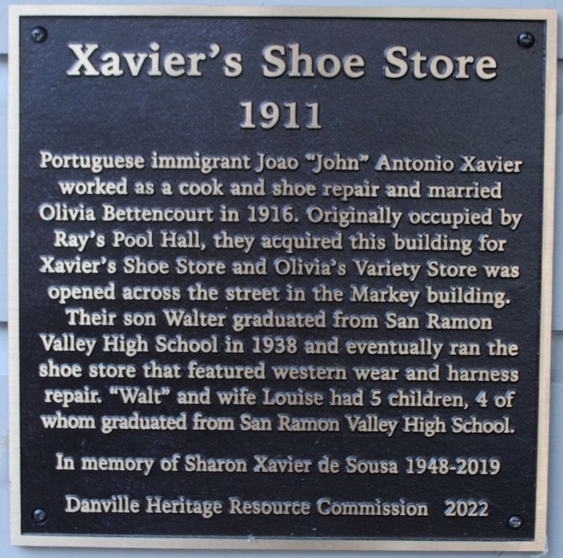 Xavier�s Shoe Store Marker image. Click for full size.