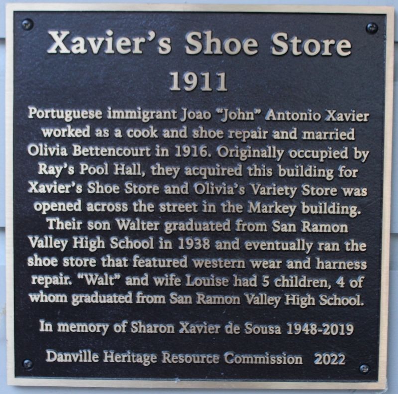 Xaviers Shoe Store Marker image. Click for full size.