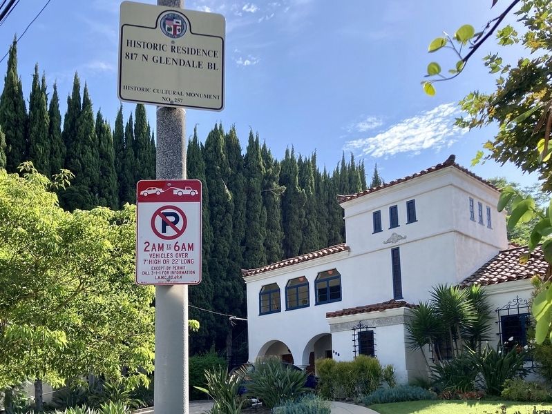 817 N Glendale Bl and Marker image. Click for full size.