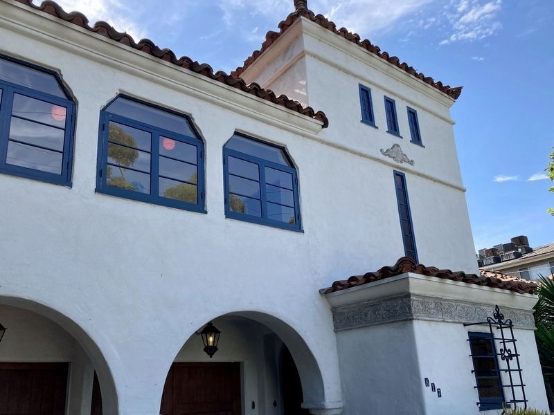 817 N Glendale Blvd image. Click for full size.
