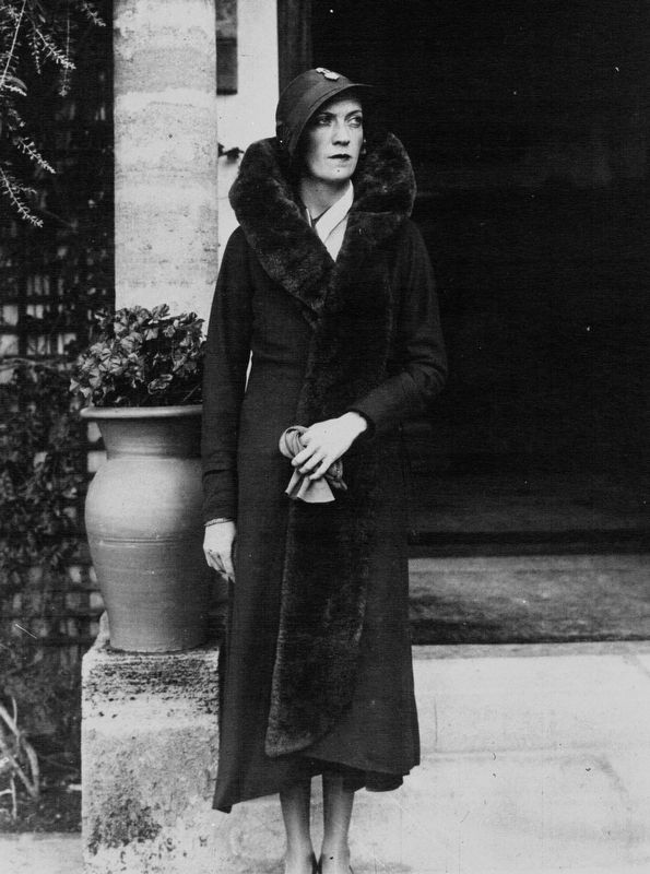 Virginie Heriot image. Click for full size.