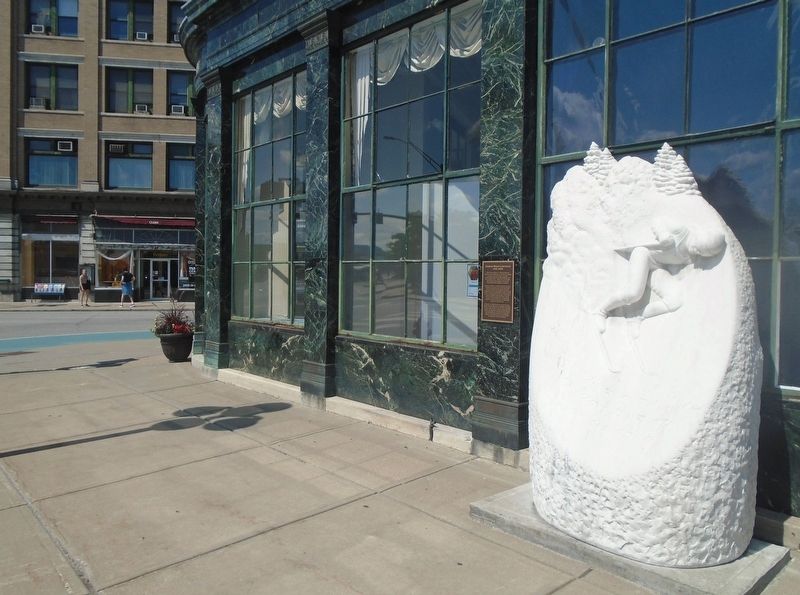 Andrea Mead Lawrence Marker and Sculpture image. Click for full size.
