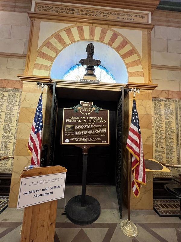 Marker inside the Soldiers' and Sailors' monument image. Click for full size.