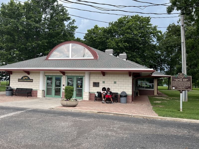 Marker in front of the Lakewood Woman's Club Pavilion image. Click for full size.