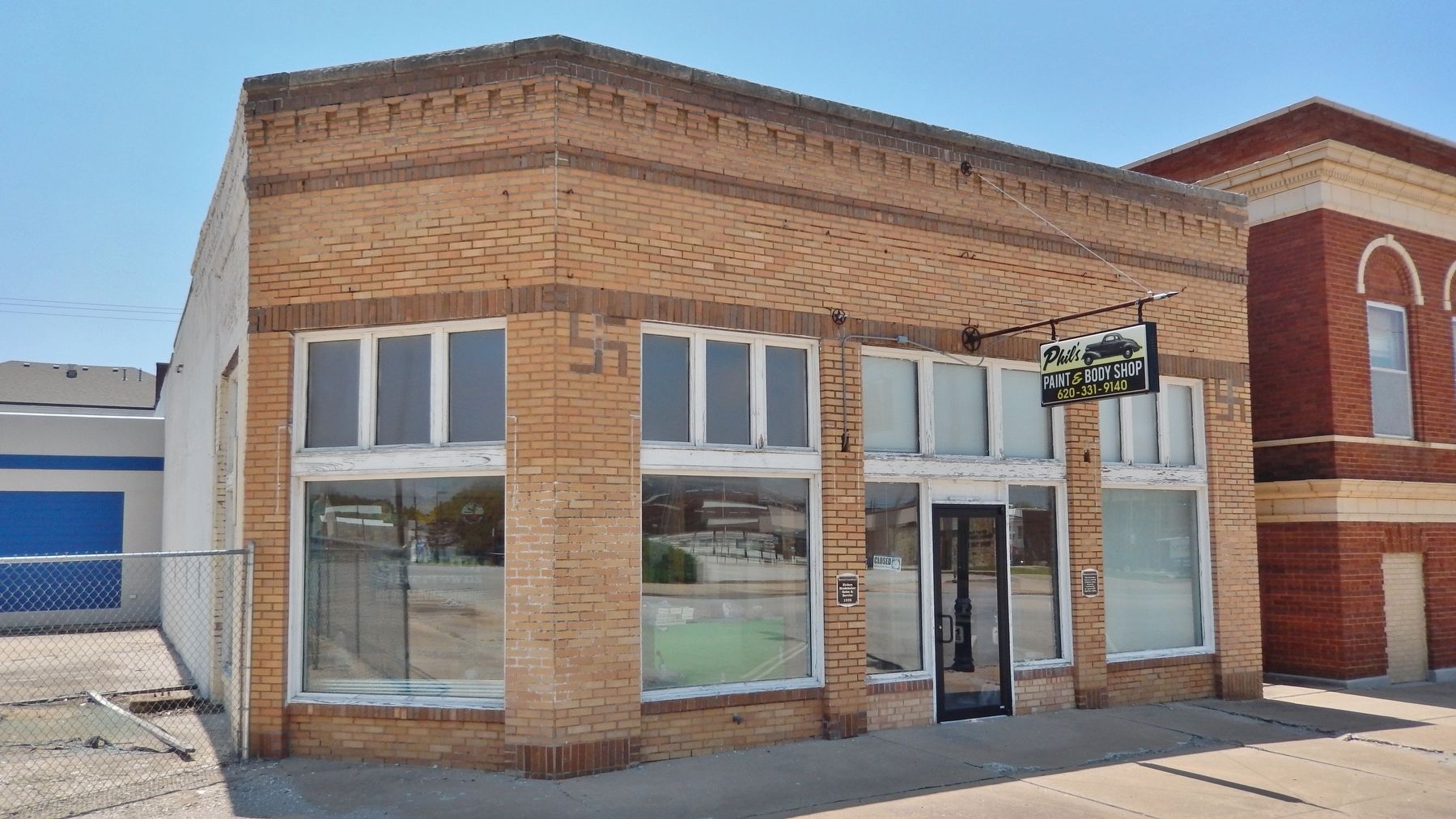 Etchen Studebaker Sales & Service Building (<i>northeast elevation</i>). Click for full size. Etchen Studebaker Sales & Service Building (<i>northeast elevation</i>) image. Click for full size.