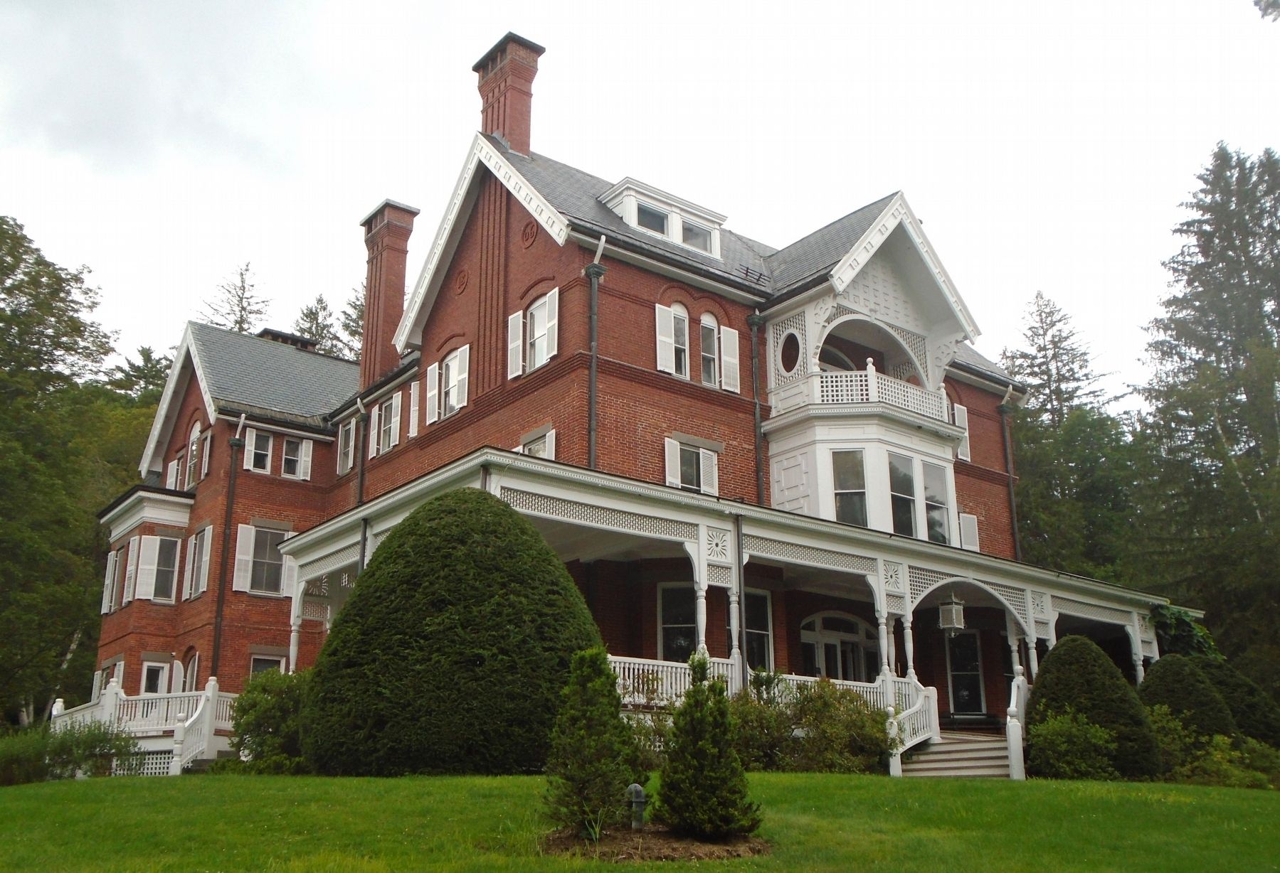 The Marsh-Billings-Rockefeller Mansion. Click for full size. The Marsh-Billings-Rockefeller Mansion image. Click for full size.