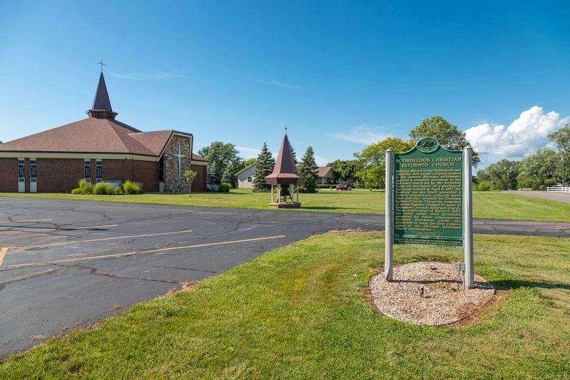Noordeloos Christian Reformed Church and Marker image. Click for full size.