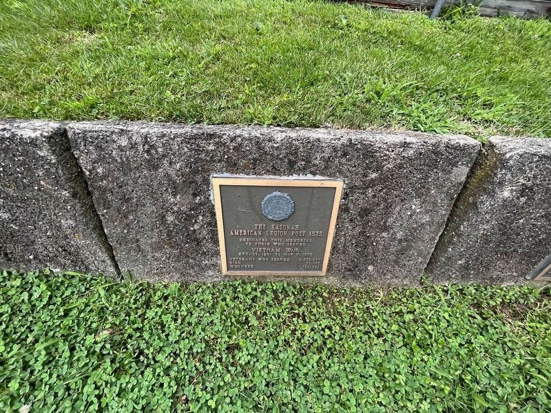 The Katonah American Legion Post 1575 Veterans Memorial Marker [Vietnam War plaque] image. Click for full size.