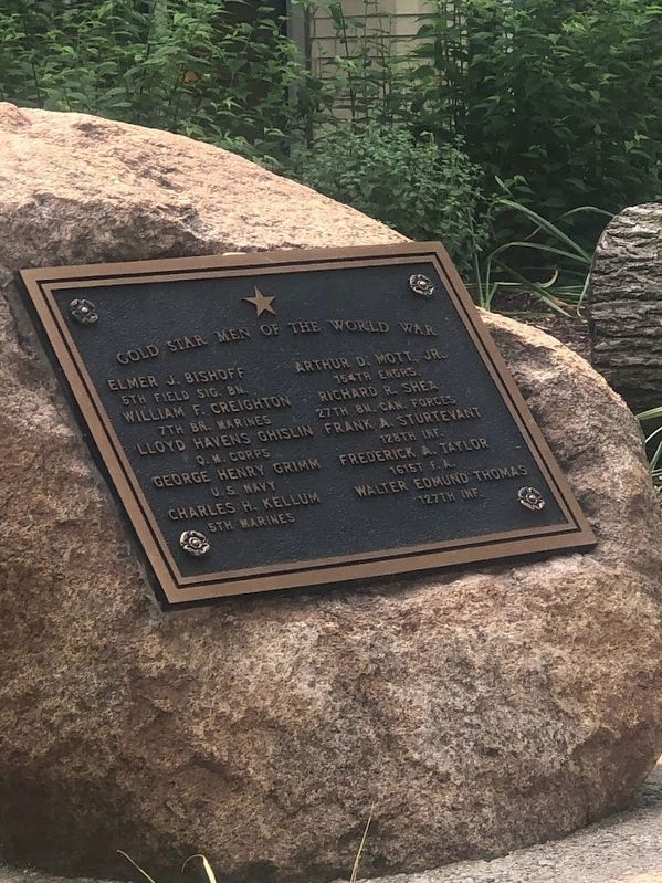 Gold Star Men of the World War Marker image. Click for full size.