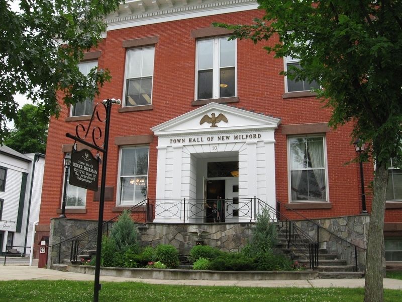 Town Hall of New Milford image. Click for full size.