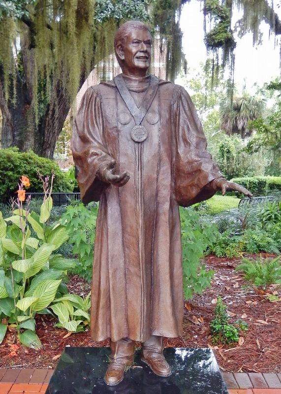 John Thrasher Statue image. Click for full size.