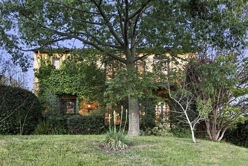 Monsignor O�Brien House image. Click for full size.