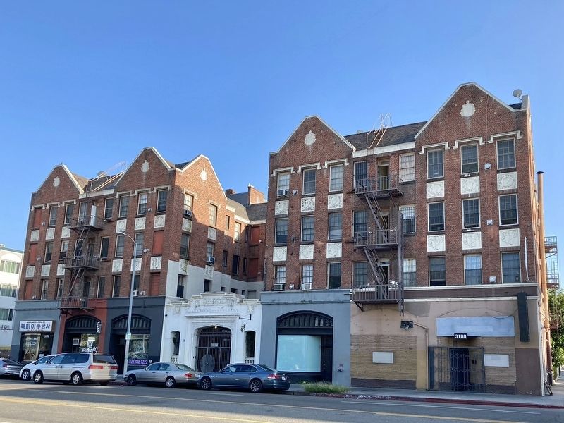 Haddon Hall Apartments. Click for full size. Haddon Hall Apartments image. Click for full size.