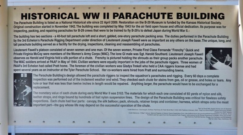 Historical WW II Parachute Building Marker image. Click for full size.