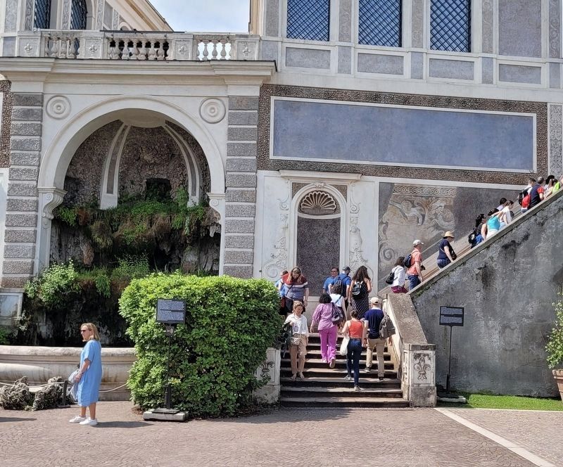 The view of the Farnesian Aviaries and fountain at the entrance to the gardens. Click for full size. The view of the Farnesian Aviaries and fountain at the entrance to the gardens image. Click for full size.
