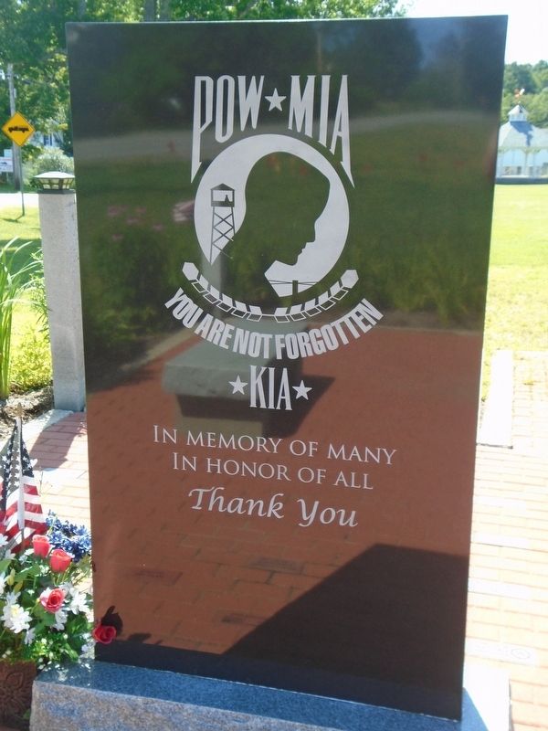 Veterans Memorial (back). Click for full size. Veterans Memorial (back) image. Click for full size.
