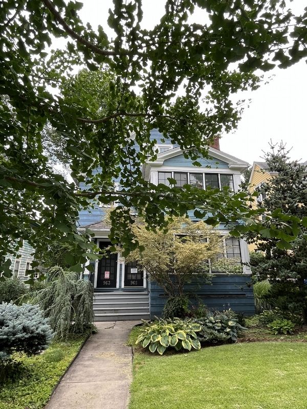 963-965 West Boulevard. Click for full size. 963-965 West Boulevard image. Click for full size.