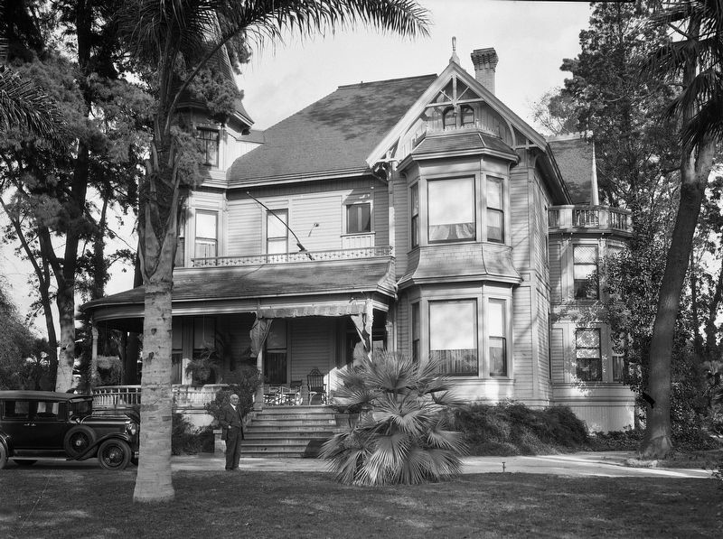 George Zobelein and his house - 1929 image. Click for full size.