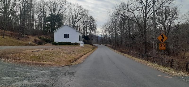 View of Slate Mills Road looking south image. Click for full size.