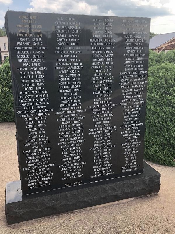 Walnut Veterans Memorial Park � WWI image. Click for full size.