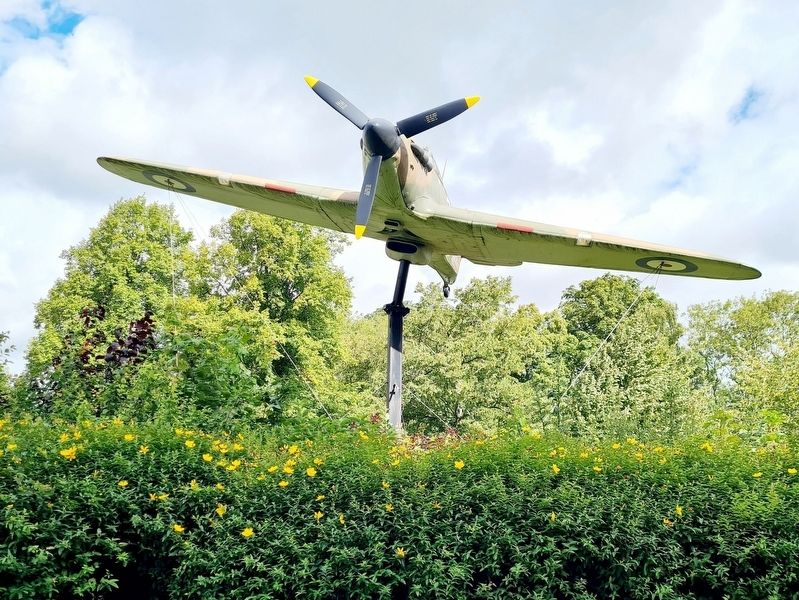 Hawker Hurricane image. Click for full size.
