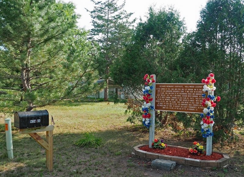 Richard Widmark's Birthsite, "Hollywood Legend!" Marker image. Click for full size.