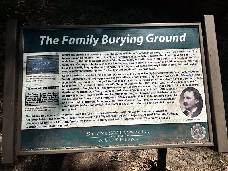 The Family Burying Ground Marker image. Click for full size.