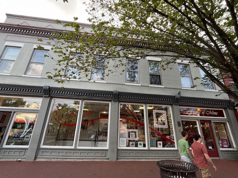 545 Eighth Street Southeast image. Click for full size.