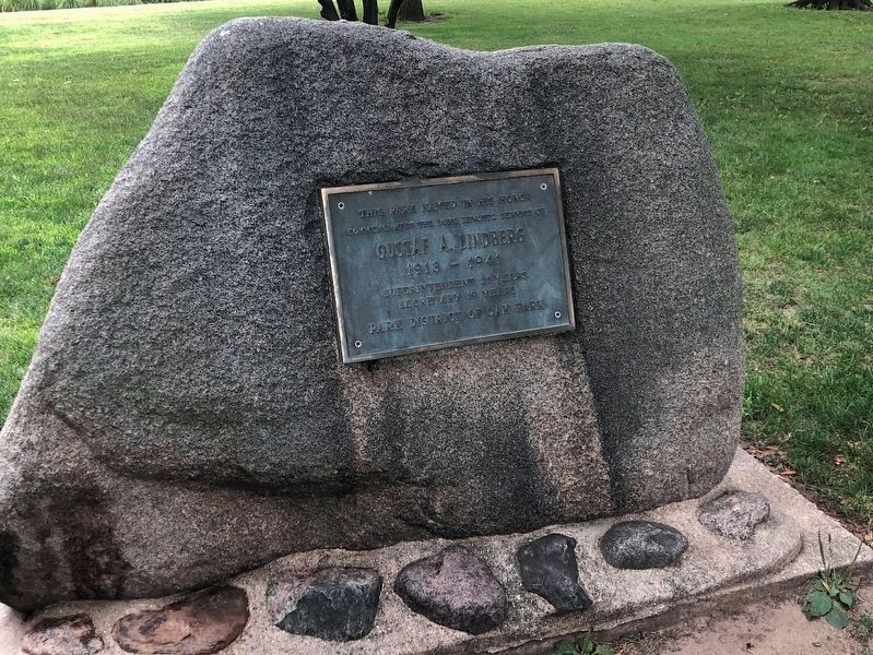 Gustaf A. Lindberg dedication plaque image. Click for full size.
