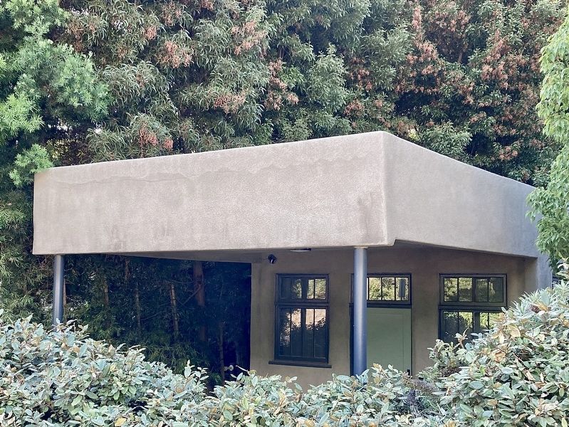 Marquez Filling Station image. Click for full size.