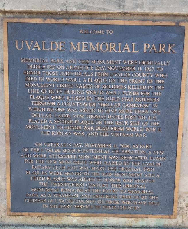 Welcome to Uvalde Memorial Park Marker image. Click for full size.