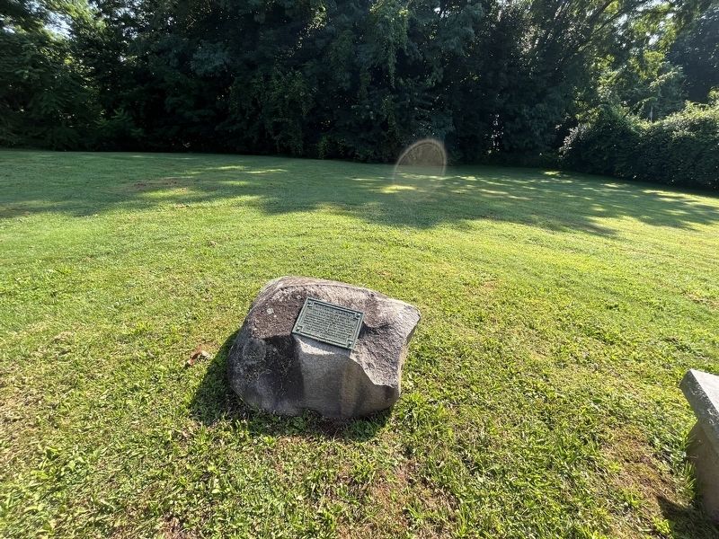 Historic Ground Marker image. Click for full size.