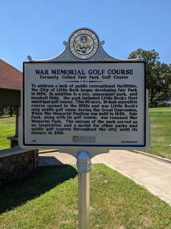 War Memorial Golf Course Marker, Side One image. Click for full size.
